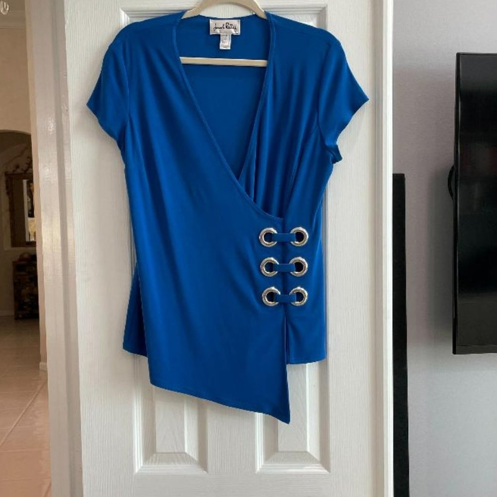 Joseph Ribkoff fantastic royal blue top Size 14. New Without Tag. Stunniing Blue